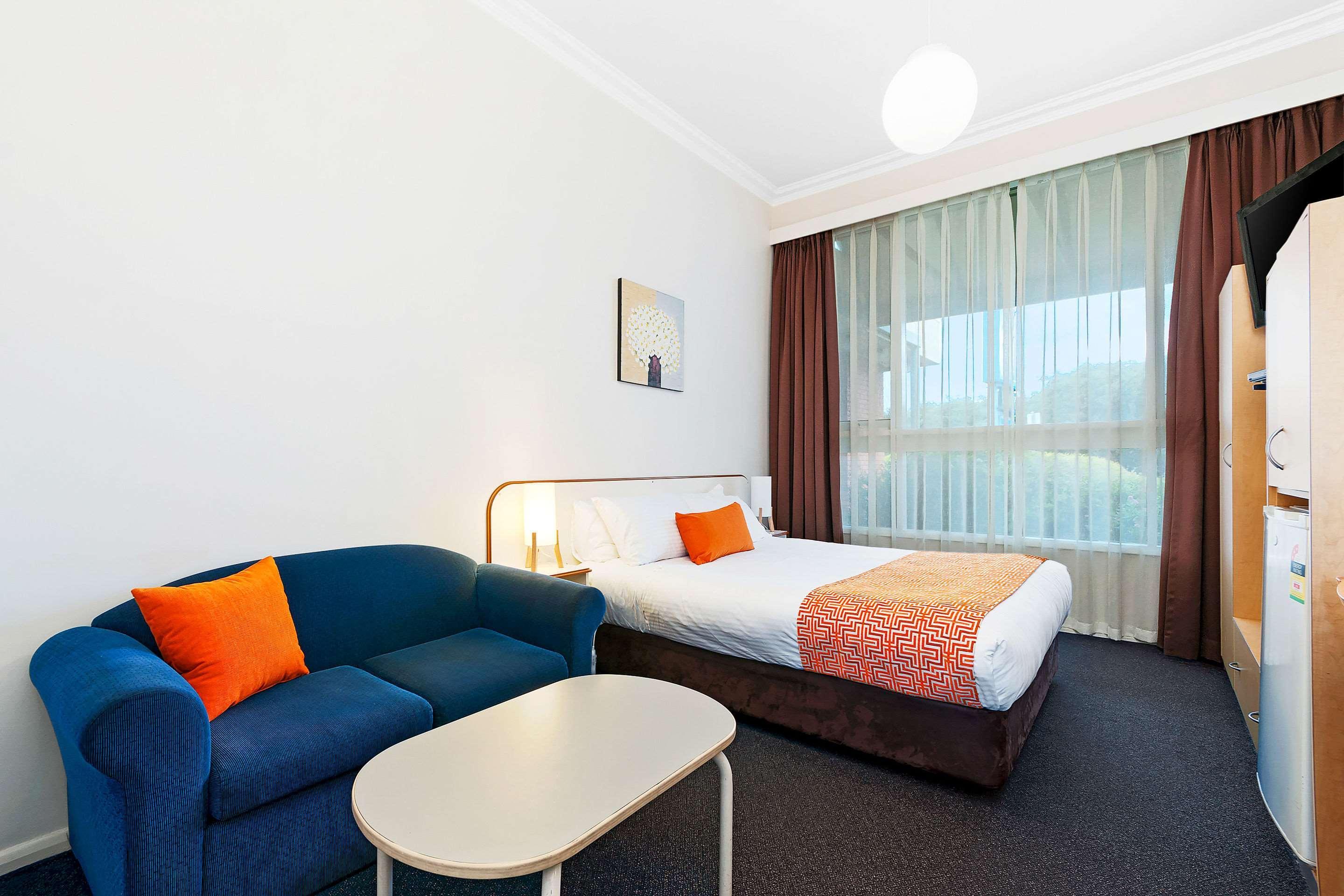 Comfort Inn & Suites Лейкс-Энтранс Экстерьер фото