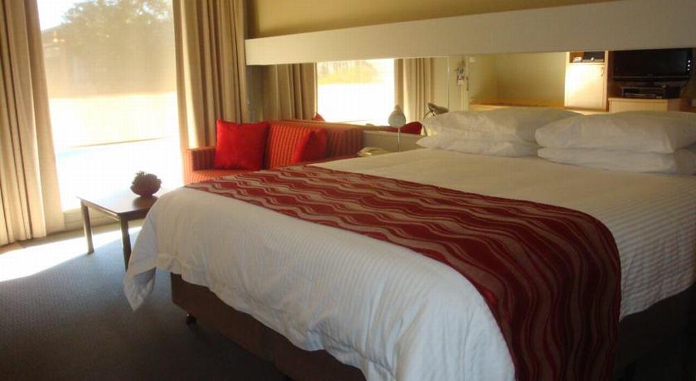 Comfort Inn & Suites Лейкс-Энтранс Экстерьер фото