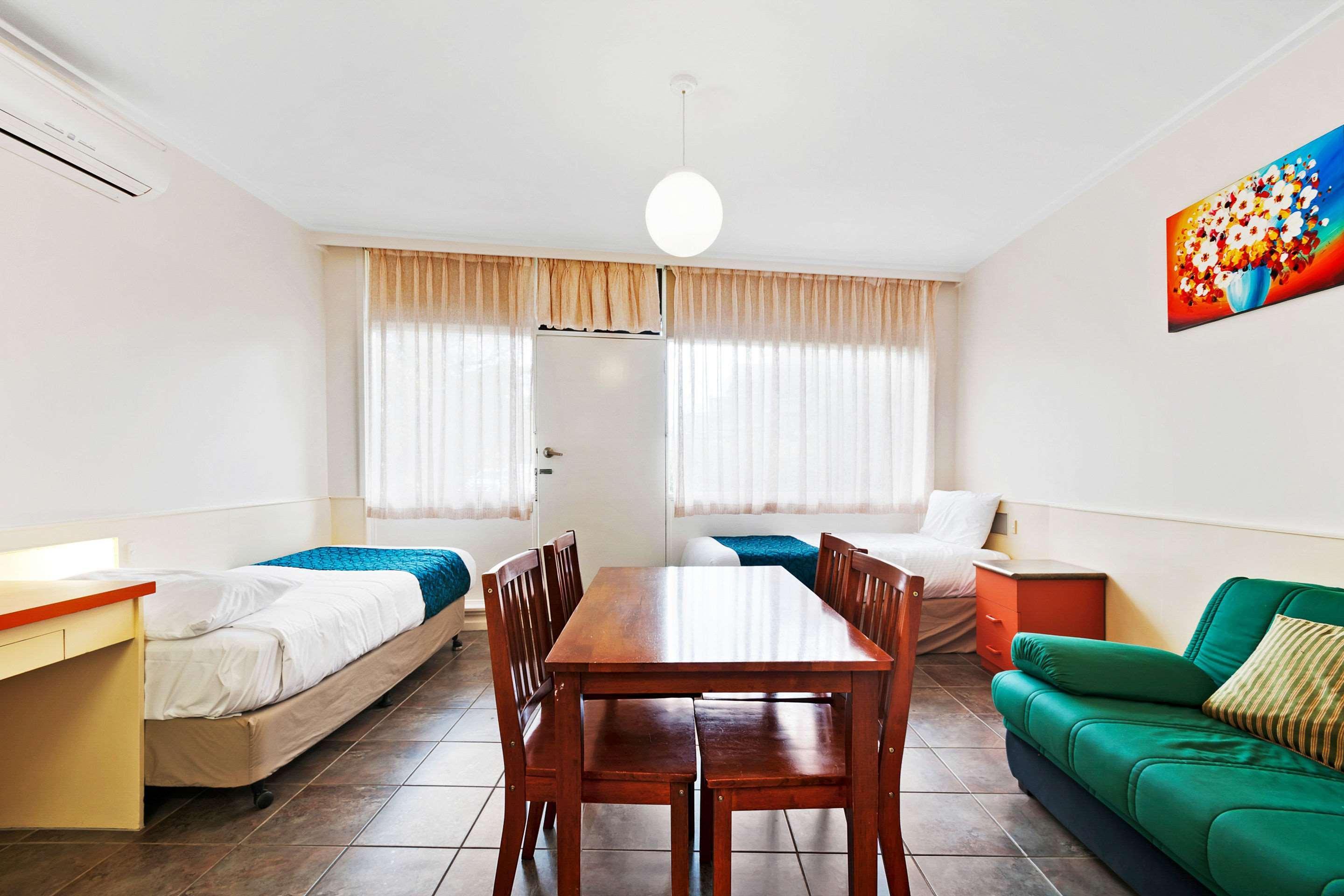 Comfort Inn & Suites Лейкс-Энтранс Экстерьер фото