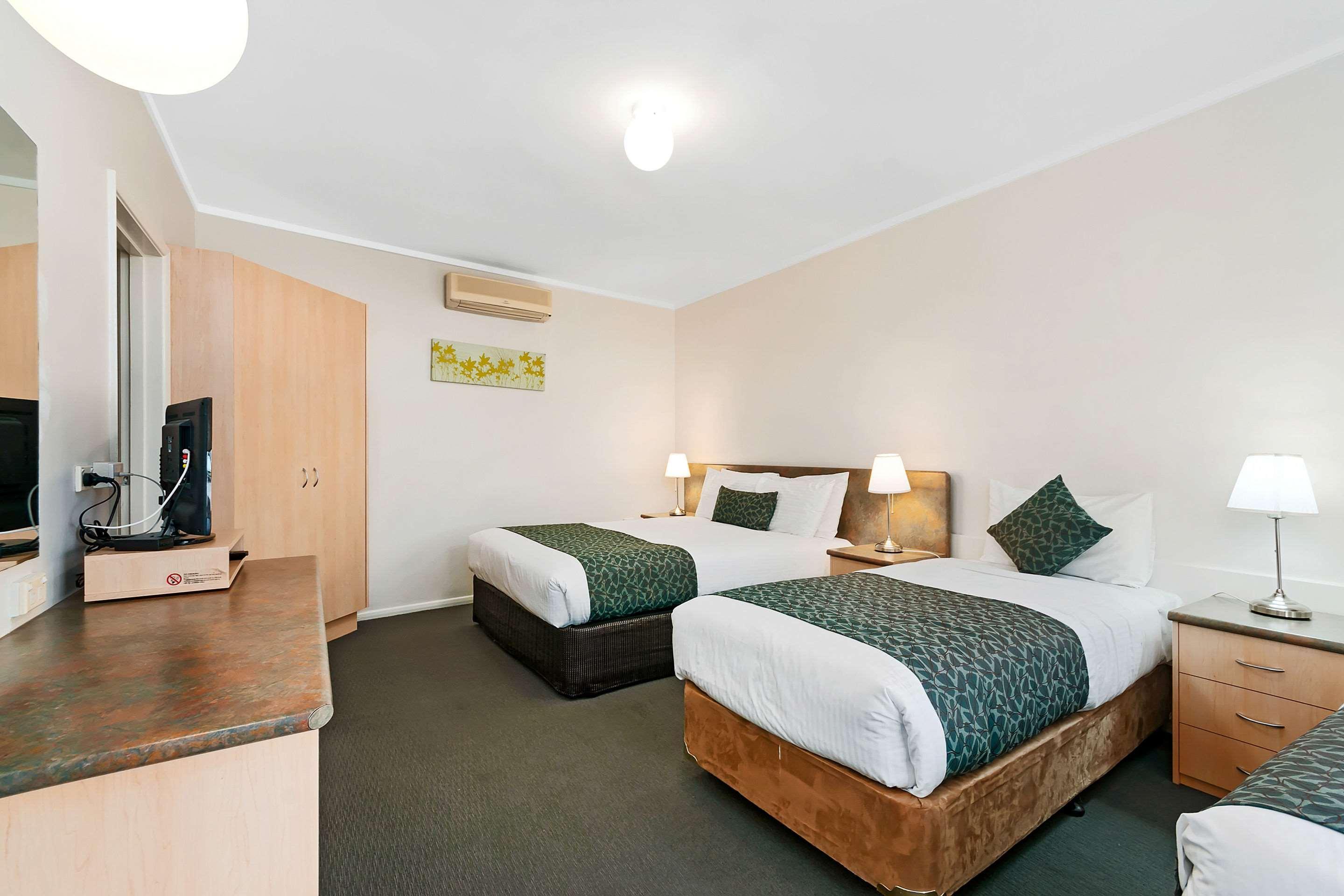 Comfort Inn & Suites Лейкс-Энтранс Экстерьер фото