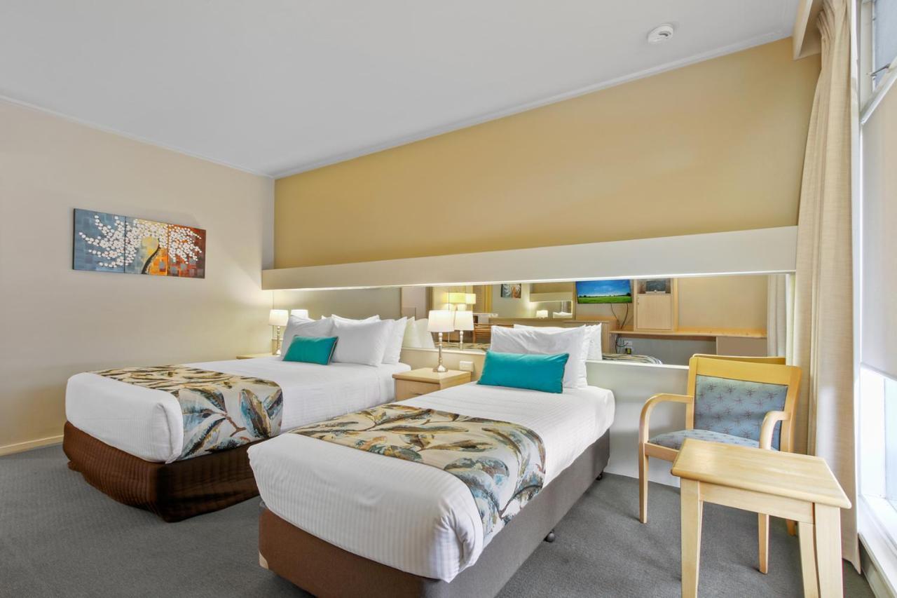 Comfort Inn & Suites Лейкс-Энтранс Экстерьер фото