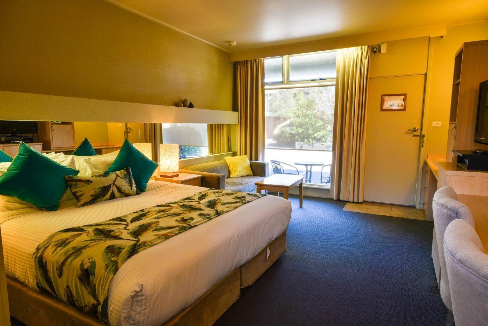 Comfort Inn & Suites Лейкс-Энтранс Экстерьер фото